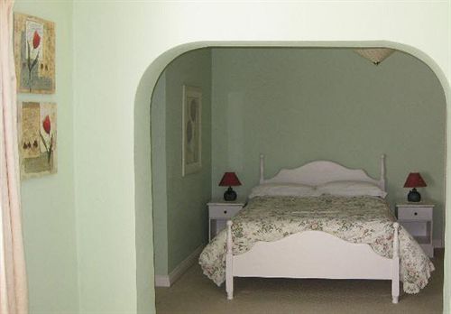 Sunville Bed And Breakfast Ballycotton Exterior photo