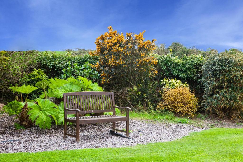 Sunville Bed And Breakfast Ballycotton Room photo