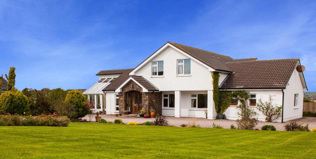 Sunville Bed And Breakfast Ballycotton Exterior photo