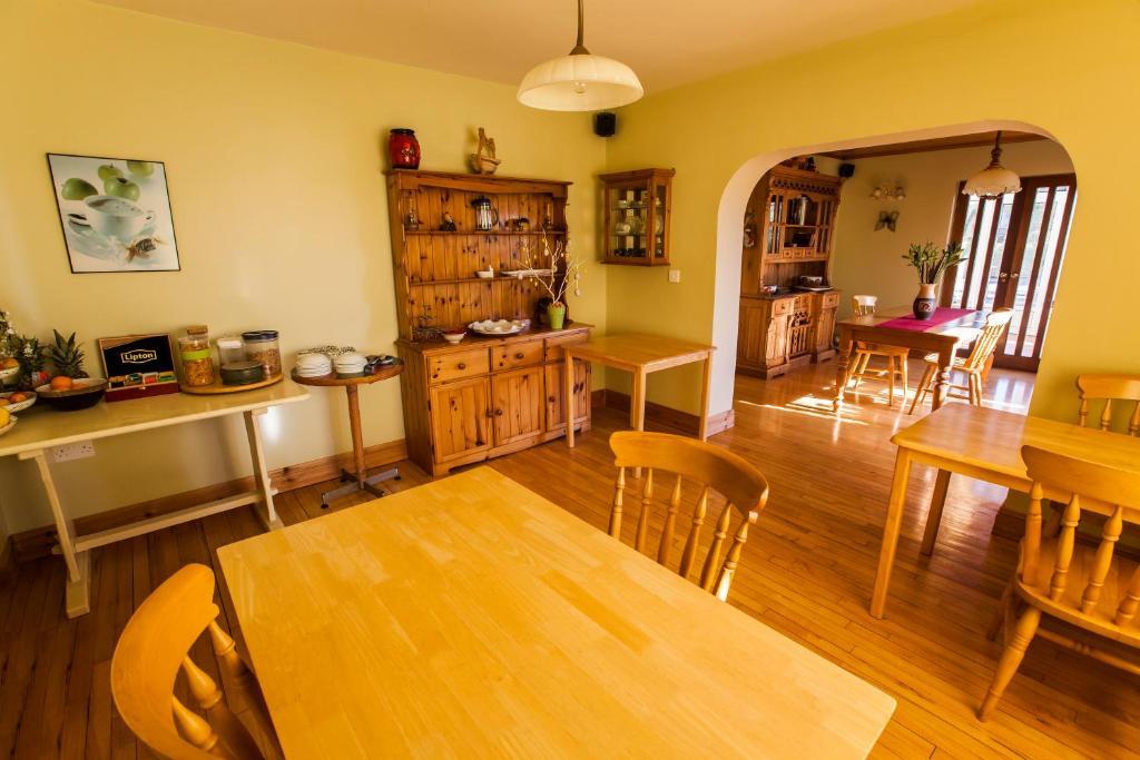 Sunville Bed And Breakfast Ballycotton Exterior photo